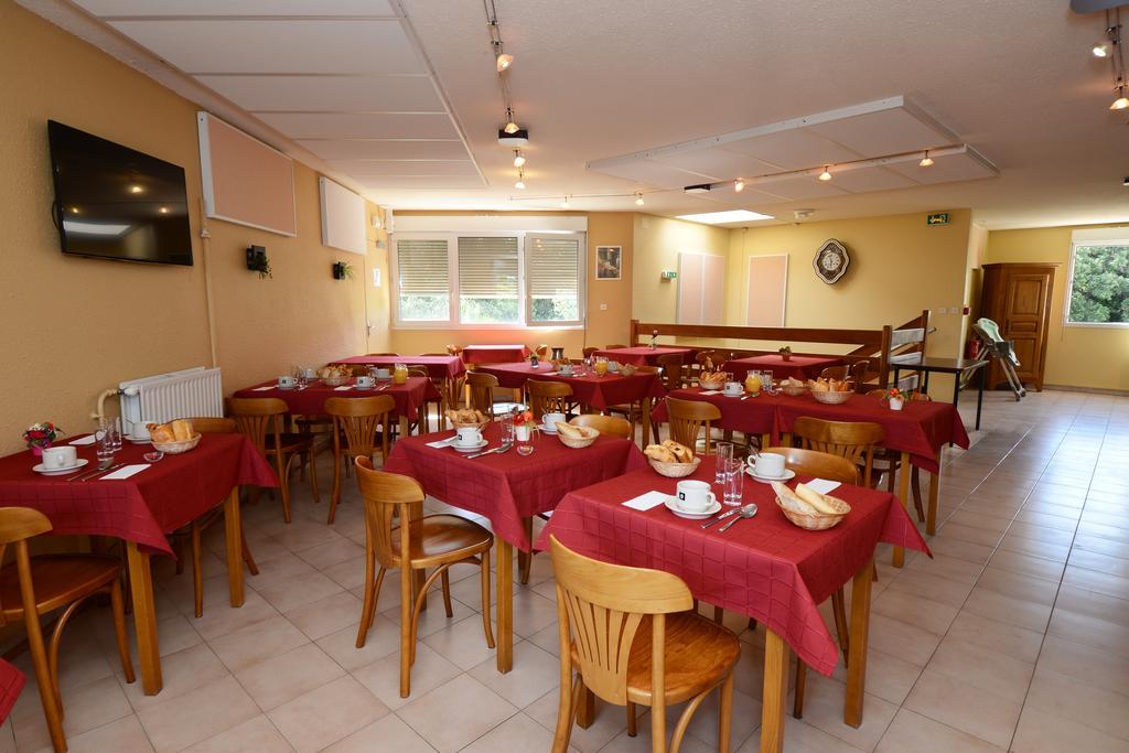 Hotel Le Lagon Rochefort-du-Gard Buitenkant foto